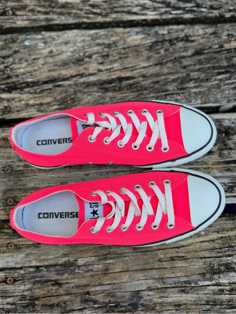 Converse Chuck Taylor All Star Unisex M-7 W-9 Pink Low Top Canvas Sneakers X2 - Picture 8 of 14